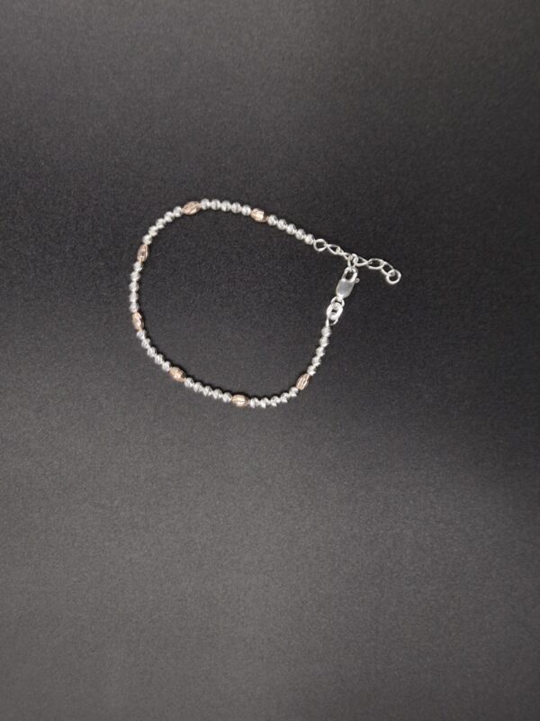 Silver chain bracelet for men and girls - Image 2